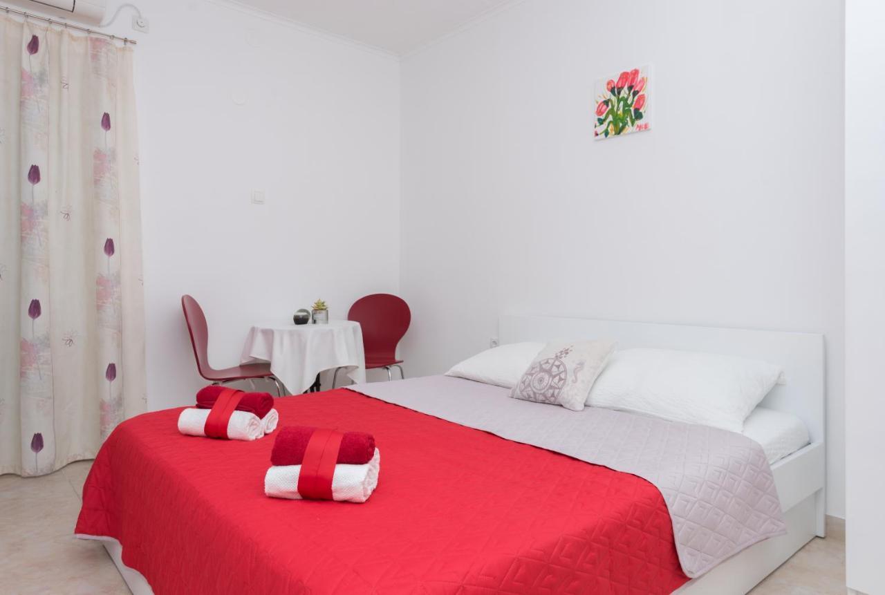 Apartmani Sol Makarska Exteriör bild