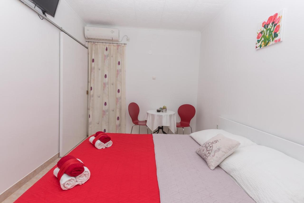 Apartmani Sol Makarska Exteriör bild